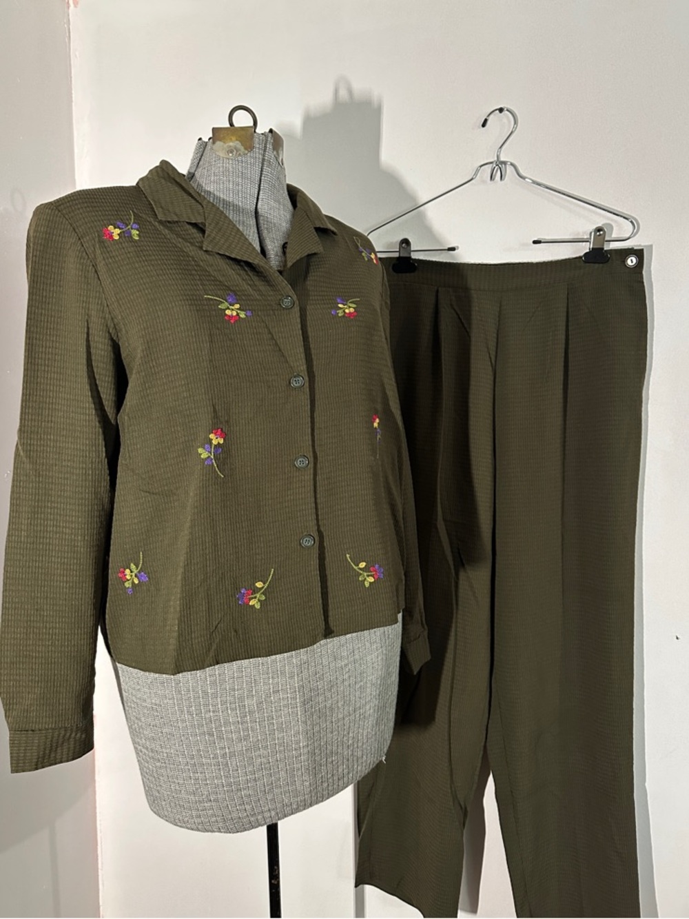 Sag Harbor Olive Green Ribbed Button-Up Top